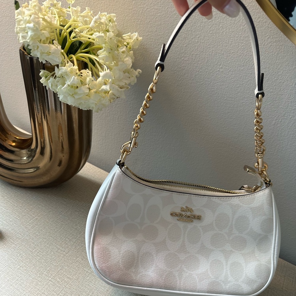Coach Teri Shoulder Bag - White